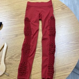 Carbon 38 leggings. Gently worn. Xs.